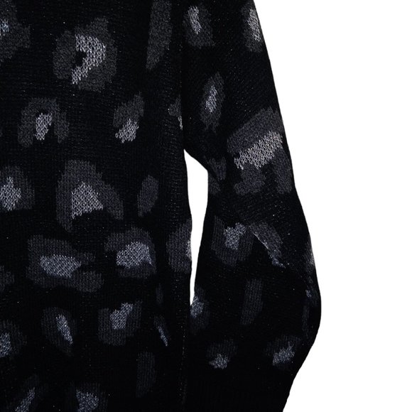 NWT!!! KENDALL + KYLIE Animal Print Sweater Pullover Women's Size M - Picture 7 of 11